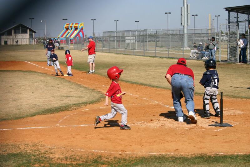 2006-02-26-Tball-41-First-game-Cardinals-Dax-running-home-Chance-out.JPG