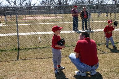 2006-02-26-Tball-17-First-game-Cardinals-Case-Matt.JPG