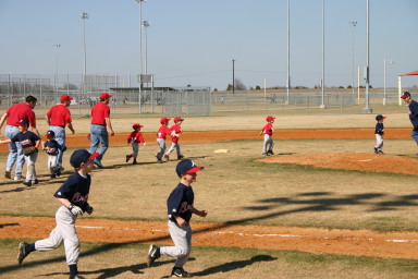 2006-02-26-Tball-52-First-game-Cardinals.JPG
