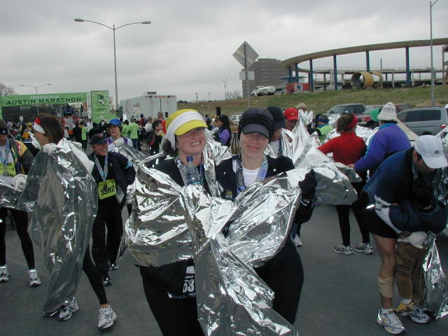 2006-02-19-Marathon-56-Suzi-Andrea-under-5hr-total.JPG