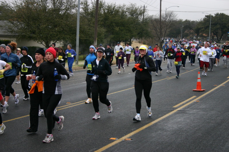 2006-02-19-Marathon-23-Suzi-Andrea-Rudys.JPG