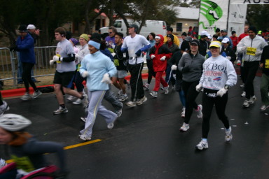 2006-02-19-Marathon-12-Suzi-Andrea-start.JPG
