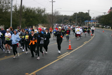 2006-02-19-Marathon-22-Suzi-Andrea-Rudys.JPG