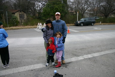 2006-02-19-Marathon-49-Ben-Kavita-Kalyani-Sachin.JPG