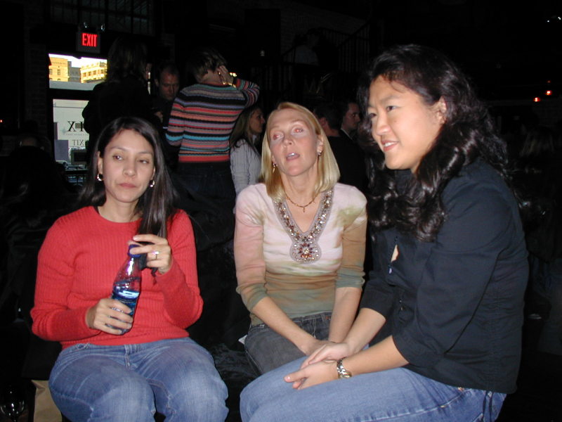 2006/02(February)/Rogue-Running-Party/800x600_2006-02-11-Rogue-party-4.JPG