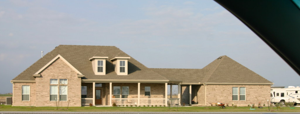 2006/03(March)/House-Hunting/1024x768_2006-02-05-5129-House-Hunting.JPG