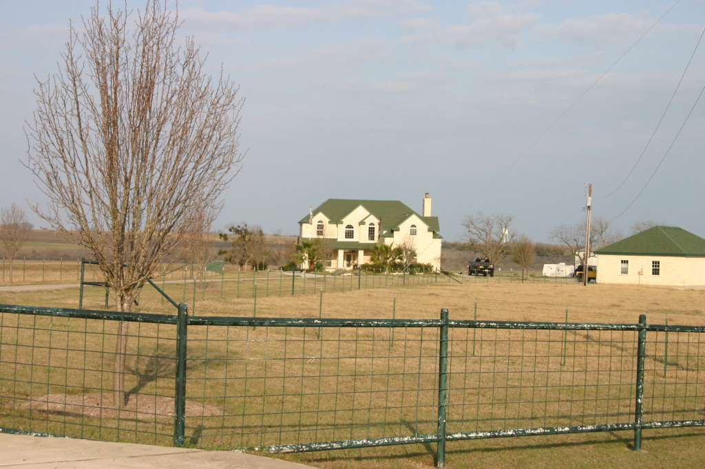 2006/03(March)/House-Hunting/1024x768_2006-02-05-5135-House-Hunting.JPG