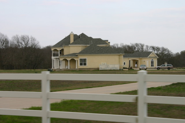 2006/03(March)/House-Hunting/640x480_2006-02-05-5154-House-Hunting.JPG