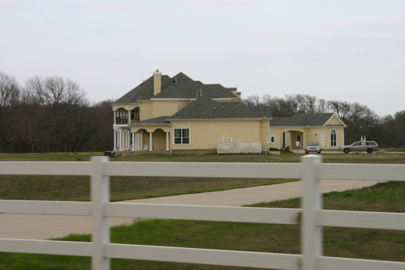 2006/03(March)/House-Hunting/800x600_2006-02-05-5154-House-Hunting.JPG