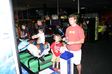 2006-03-19-Main-Event-10-Dax-Vale-Kyla-Justin.JPG