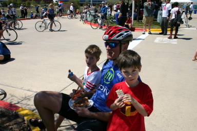 2006-03-25-Rosedale-Ride-60miler-3-Chance-Travis-Dax.JPG