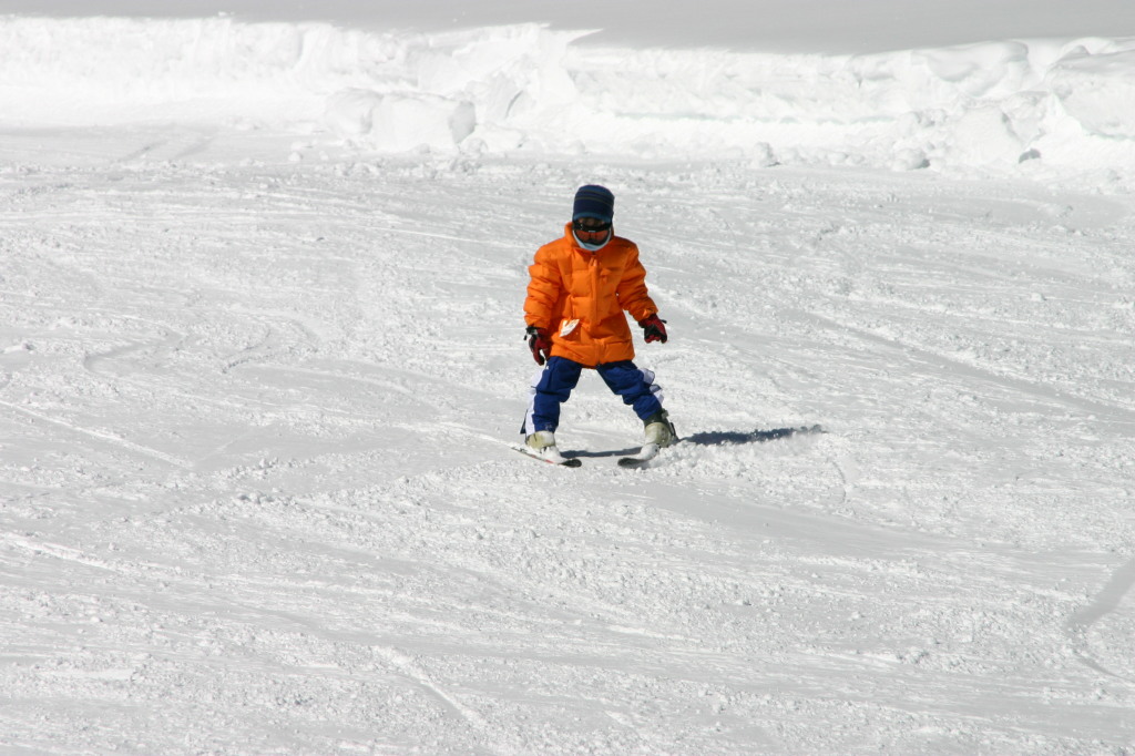 2006/03(March)/Skiing-WolfCreek/1024x768_2006-03-14-Skiing-Wolfcreek-026-Dax.JPG