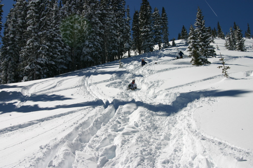 2006/03(March)/Skiing-WolfCreek/1024x768_2006-03-14-Skiing-Wolfcreek-059-double-diamond-Marci.JPG