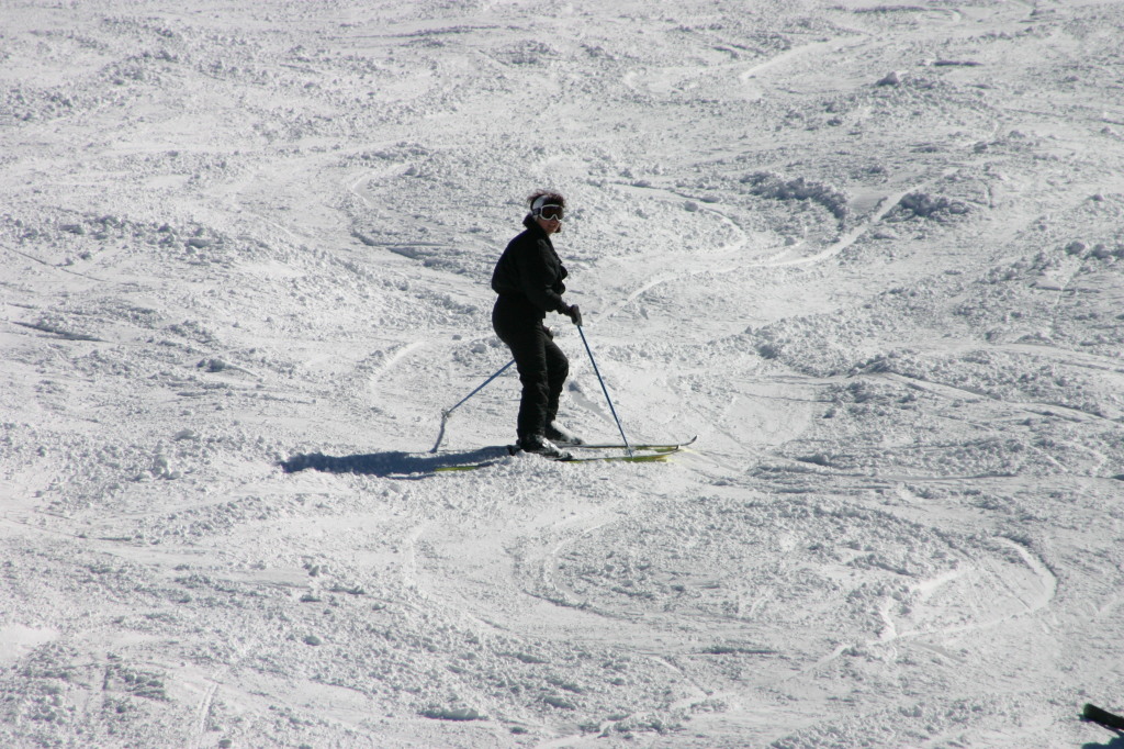 2006/03(March)/Skiing-WolfCreek/1024x768_2006-03-14-Skiing-Wolfcreek-097-Suzi.JPG