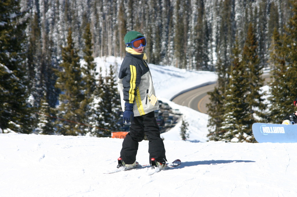 2006/03(March)/Skiing-WolfCreek/1024x768_2006-03-14-Skiing-Wolfcreek-098-Chance-Chance.JPG