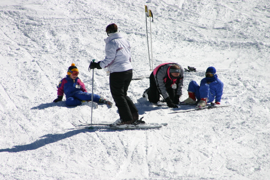 2006-03-14-Skiing-Wolfcreek-100-McKenzie-Marci-Ren-Brittney.JPG
