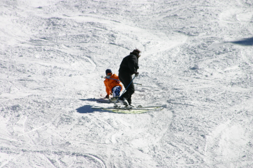 2006/03(March)/Skiing-WolfCreek/1024x768_2006-03-14-Skiing-Wolfcreek-101-Dax-Suzi.JPG