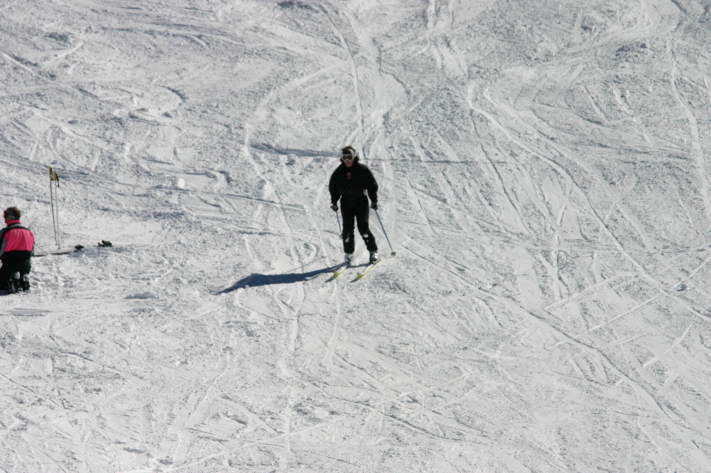 2006/03(March)/Skiing-WolfCreek/1024x768_2006-03-14-Skiing-Wolfcreek-118-Suzi.JPG