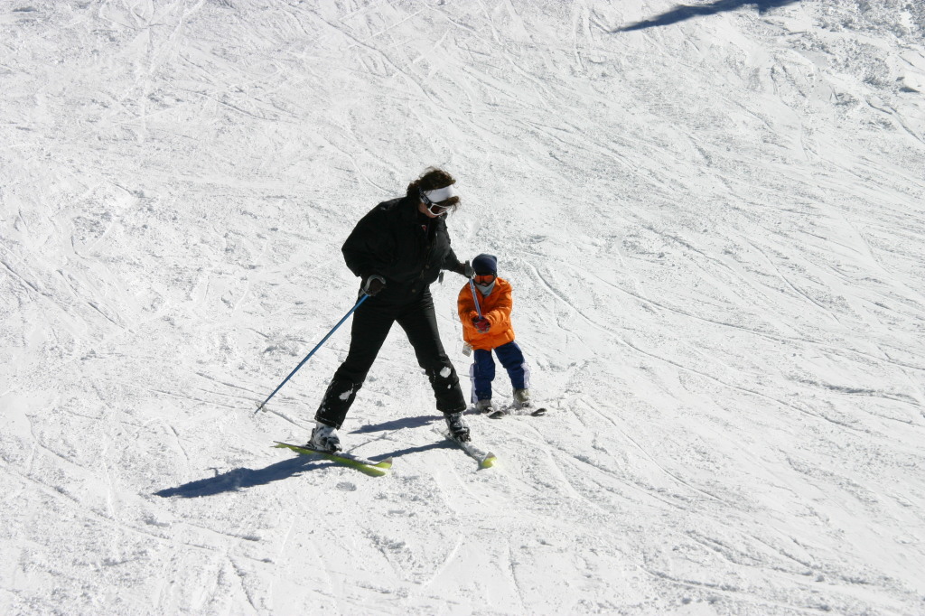 2006/03(March)/Skiing-WolfCreek/1024x768_2006-03-14-Skiing-Wolfcreek-124-Suz-Dax.JPG