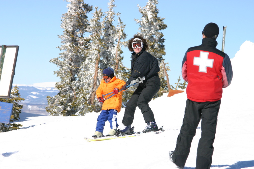 2006/03(March)/Skiing-WolfCreek/1024x768_2006-03-14-Skiing-Wolfcreek-141-Dax-Suzi.JPG