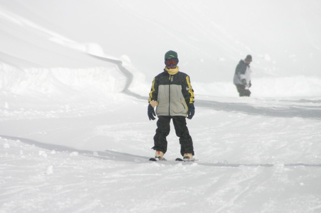 2006/03(March)/Skiing-WolfCreek/640x480_2006-03-13-Skiing-WolfCreek-04-Chance.JPG