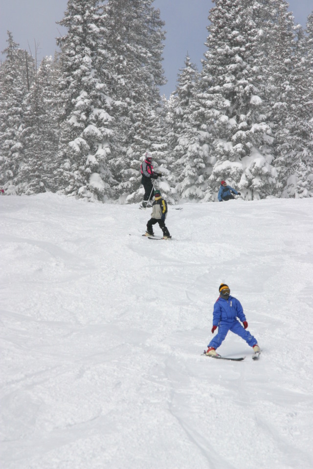 2006-03-13-Skiing-WolfCreek-25-Ren-Chance-Brittney.JPG