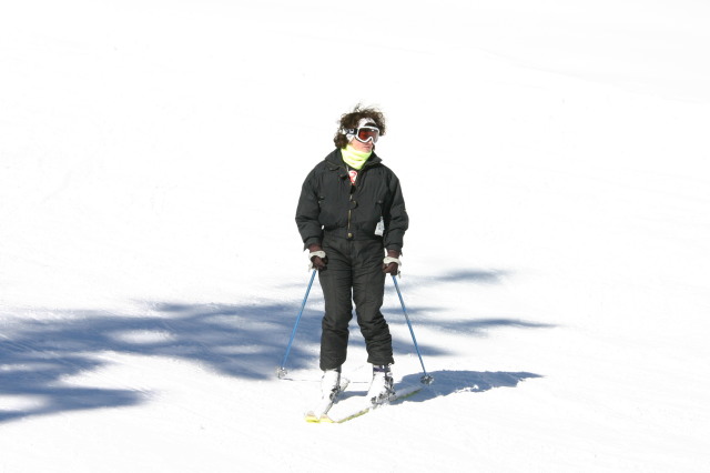 2006/03(March)/Skiing-WolfCreek/640x480_2006-03-14-Skiing-Wolfcreek-037-Suzi.JPG