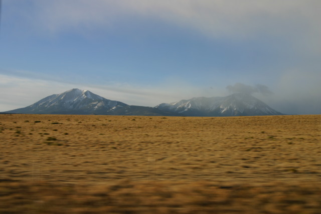 2006/03(March)/Skiing-WolfCreek/640x480_2006-05-16-Driving-home-1-scenic.JPG