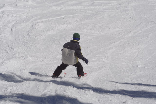 2006/03(March)/Skiing-WolfCreek/640x480_IMG_3767.JPG