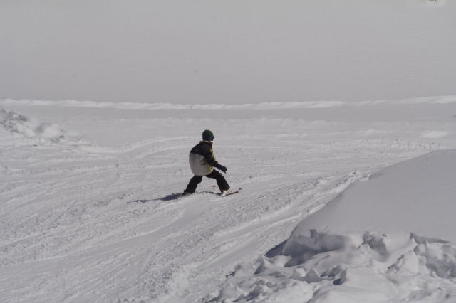 2006/03(March)/Skiing-WolfCreek/640x480_IMG_3770.JPG