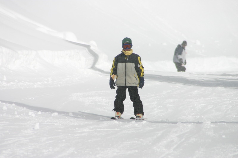 2006/03(March)/Skiing-WolfCreek/800x600_2006-03-13-Skiing-WolfCreek-04-Chance.JPG