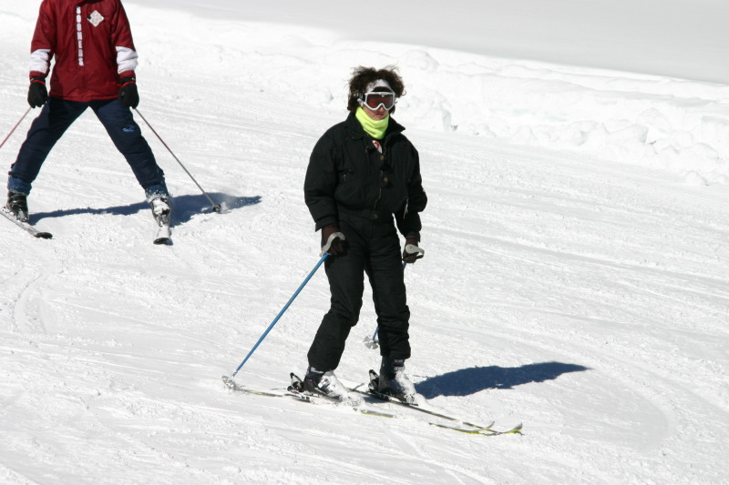 2006/03(March)/Skiing-WolfCreek/800x600_2006-03-14-Skiing-Wolfcreek-035-Suzi.JPG