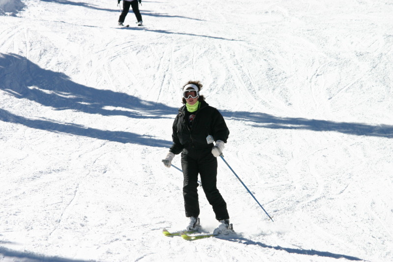 2006/03(March)/Skiing-WolfCreek/800x600_2006-03-14-Skiing-Wolfcreek-086-Suzi.JPG