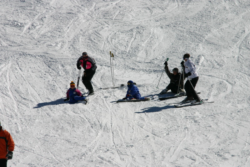 2006-03-14-Skiing-Wolfcreek-093-McKenzie-Ren-Brittney-Marci.JPG