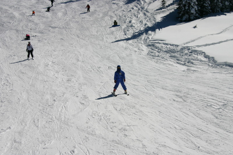 2006-03-14-Skiing-Wolfcreek-106-Brittney-Marci-Ren.JPG