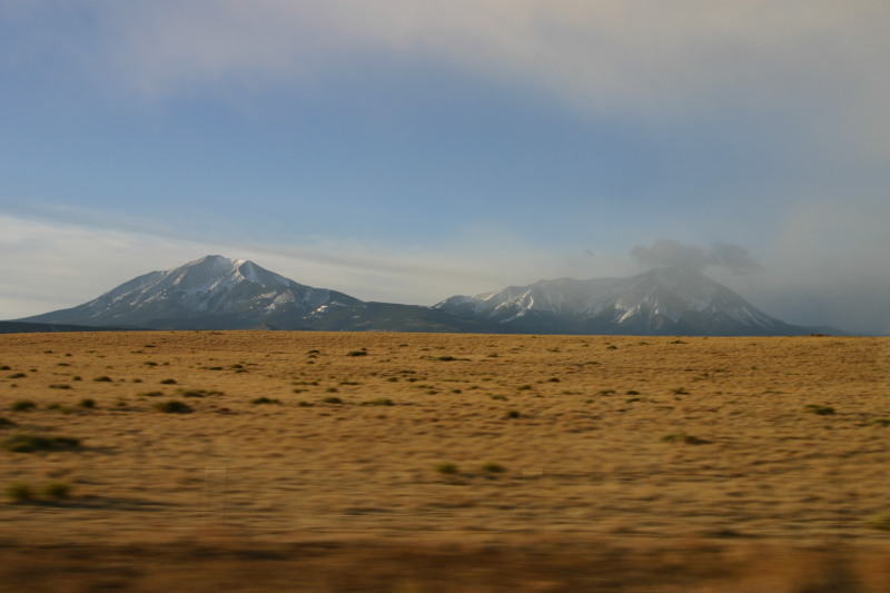 2006/03(March)/Skiing-WolfCreek/800x600_2006-05-16-Driving-home-2-scenic.JPG