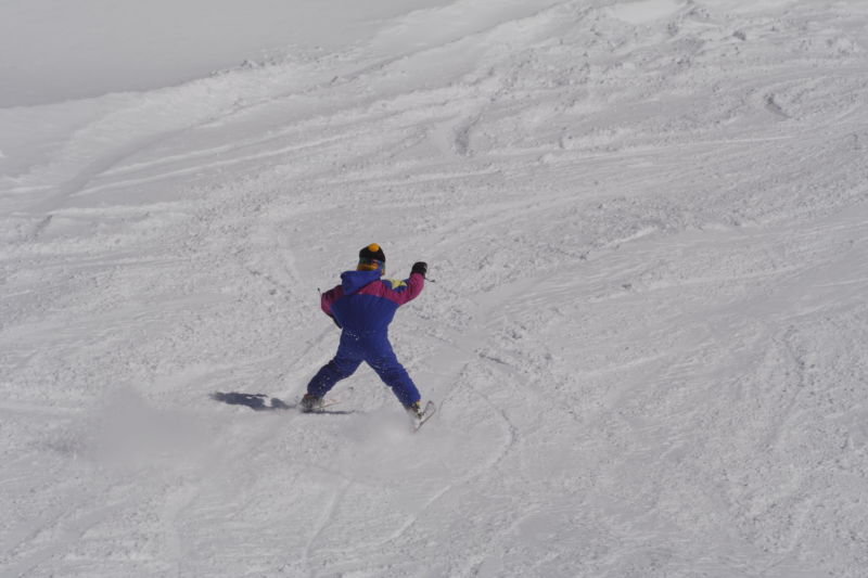 2006/03(March)/Skiing-WolfCreek/800x600_IMG_3761.JPG