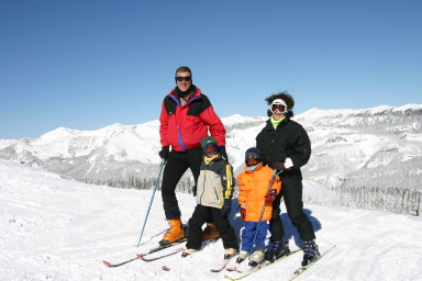 2006-03-14-Skiing-Wolfcreek-017-Chance-Dax-Suzi-Travis.JPG