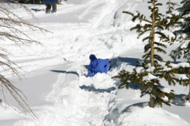 2006-03-14-Skiing-Wolfcreek-063-double-diamond-Brittney.JPG