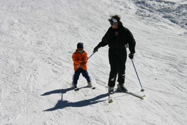 2006-03-14-Skiing-Wolfcreek-127-Dax-Suzi.JPG