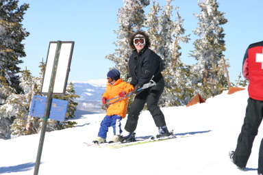 2006-03-14-Skiing-Wolfcreek-142-Dax-Suzi.JPG