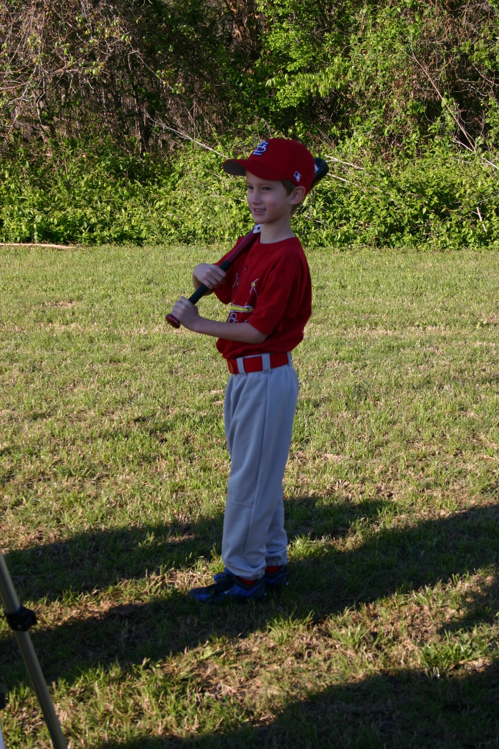 2006/03(March)/Tball-Professional-poses/1024x768_2006-03-25-Tball-Prof-05-Chance.JPG