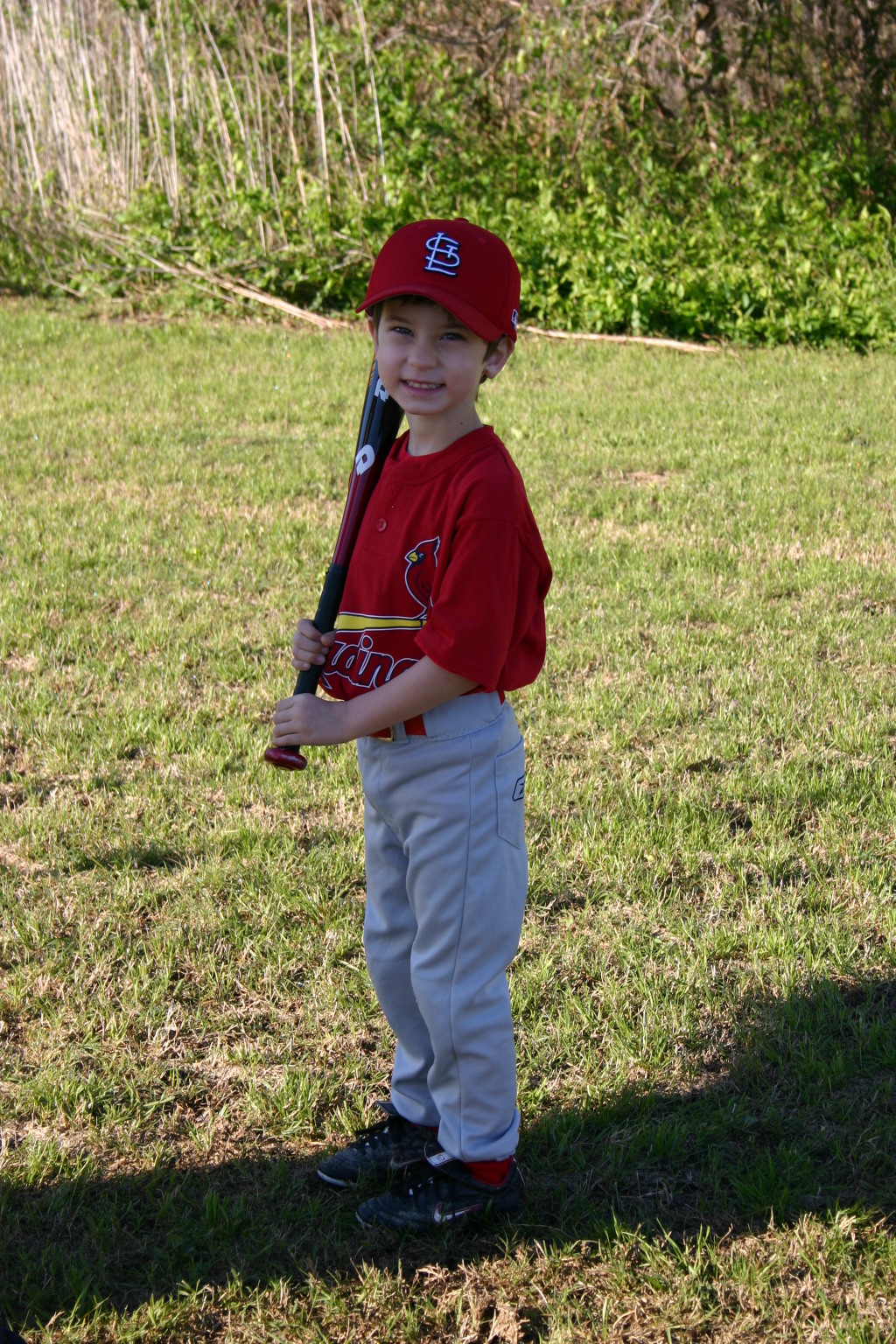 2006/03(March)/Tball-Professional-poses/1024x768_2006-03-25-Tball-Prof-20-Dax.JPG