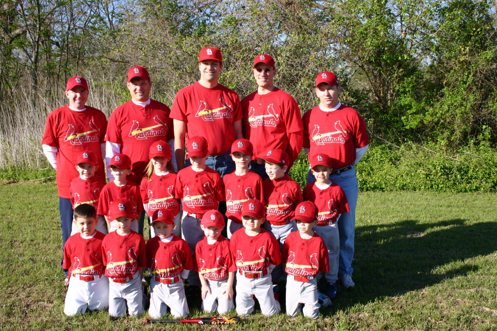 2006/03(March)/Tball-Professional-poses/1024x768_2006-03-25-Tball-Prof-51-Cardinals-team.JPG