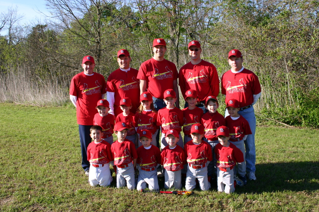 2006/03(March)/Tball-Professional-poses/1024x768_2006-03-25-Tball-Prof-56-Cardinals-team.JPG