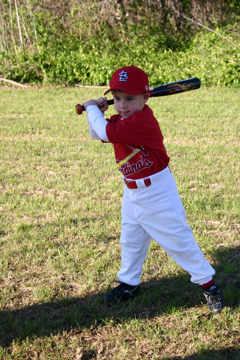 2006/03(March)/Tball-Professional-poses/800x600_2006-03-25-Tball-Prof-36-Mason.JPG