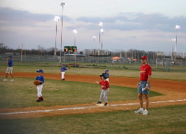 2006-03-02-Tball-06-Dax-Travis.jpg