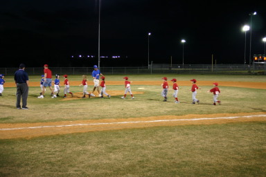 2006-03-02-Tball-20-shake-hands.JPG