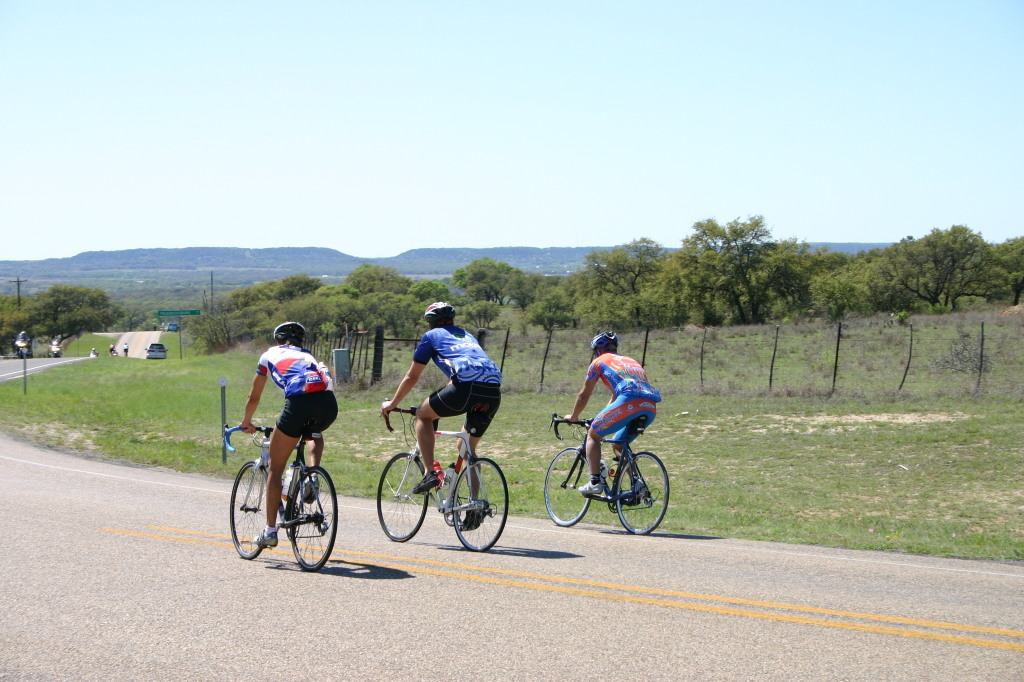 2006/04(April)/Bicycle-to-Fredricksburg/1024x768_2006-04-08-Bicycle-to-Fredricksburg-23-Travis-Lisa-TravisJustilian.JPG