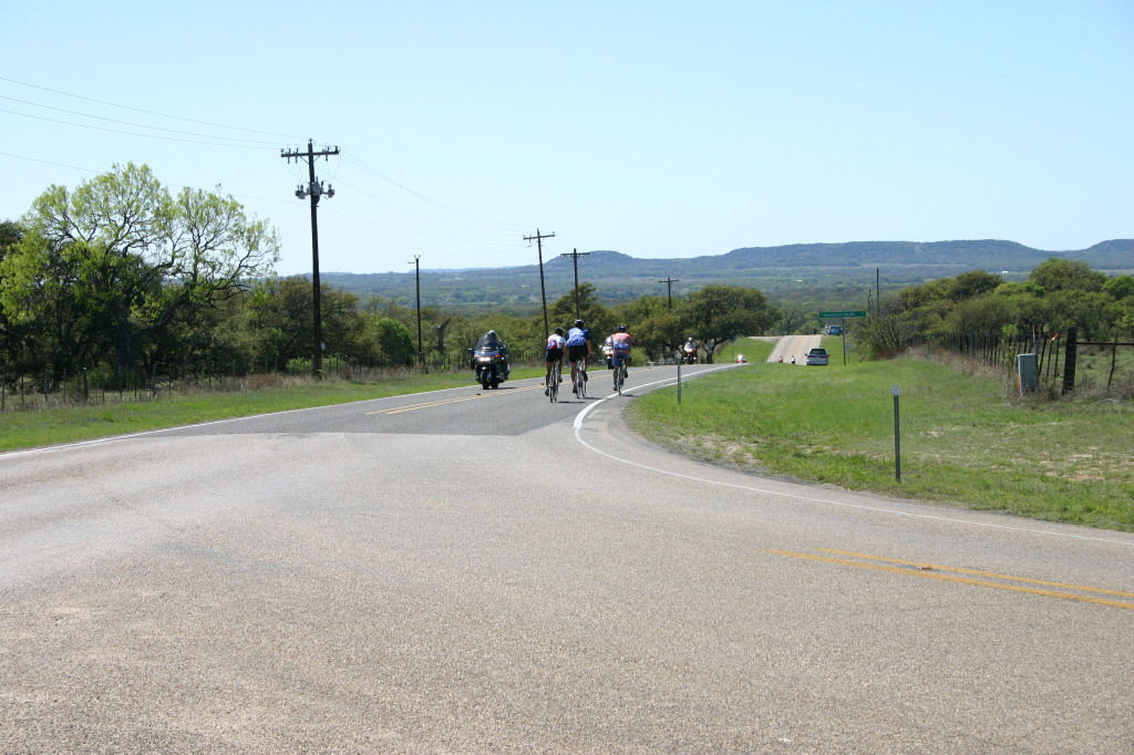 2006/04(April)/Bicycle-to-Fredricksburg/1024x768_2006-04-08-Bicycle-to-Fredricksburg-26-Travis-Lisa-TravisJustilian.JPG